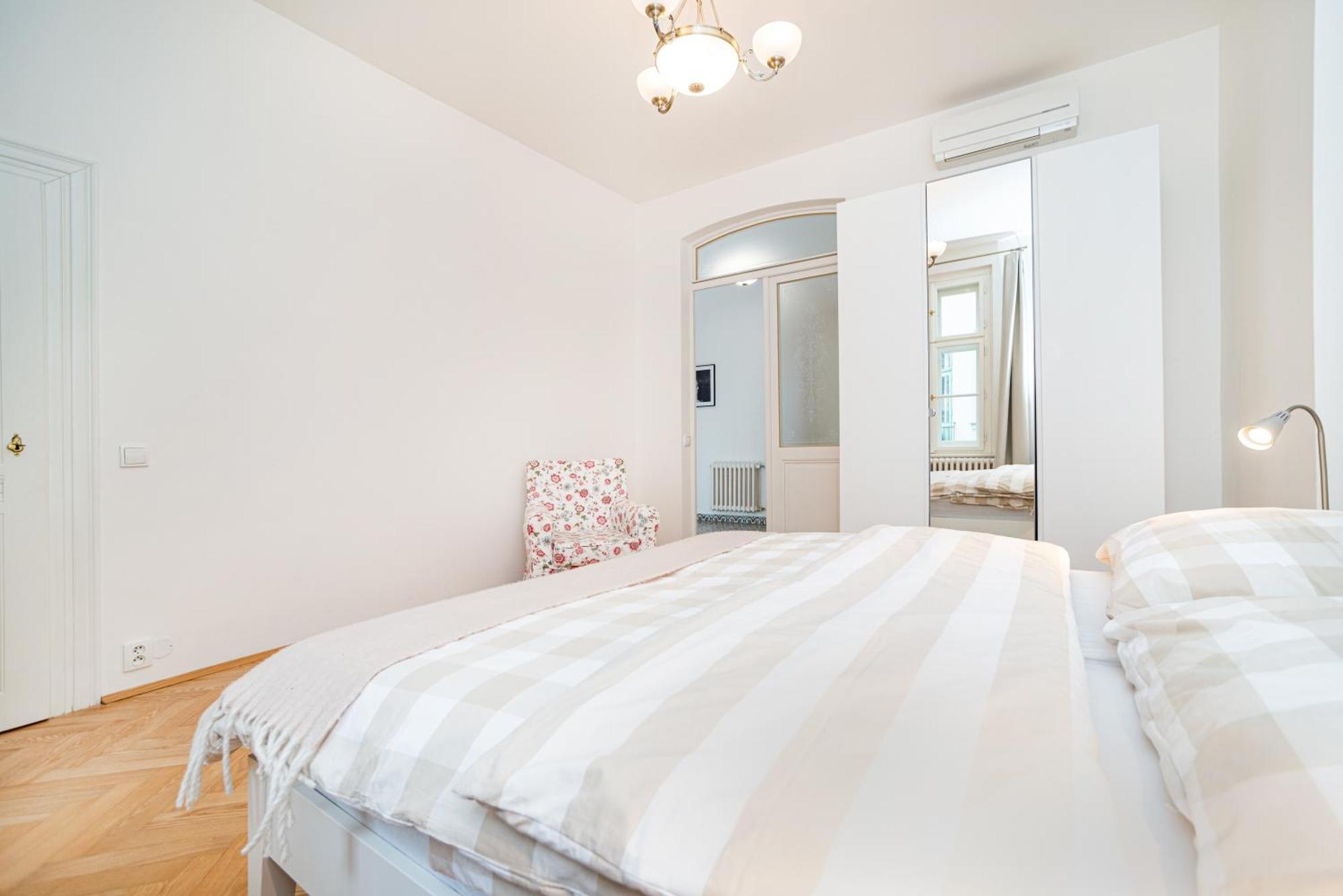 Quiet Apartment In The Old Town Prag Exterior foto